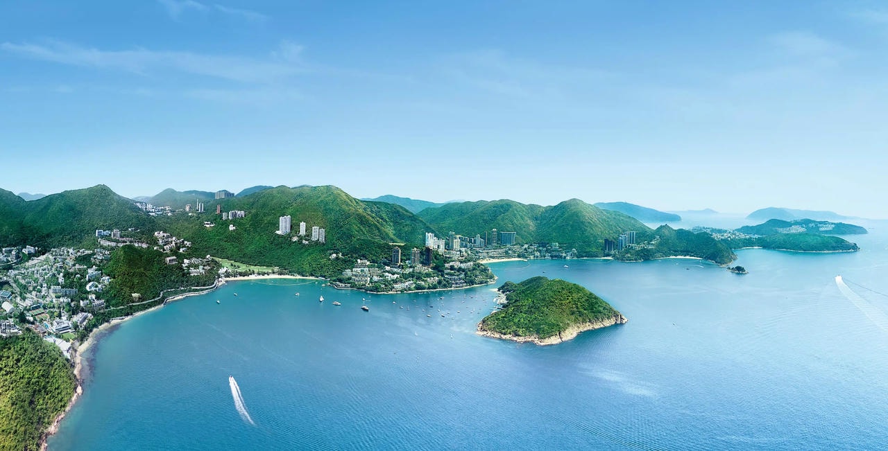 港島南深水灣一帶的海灣與山巒